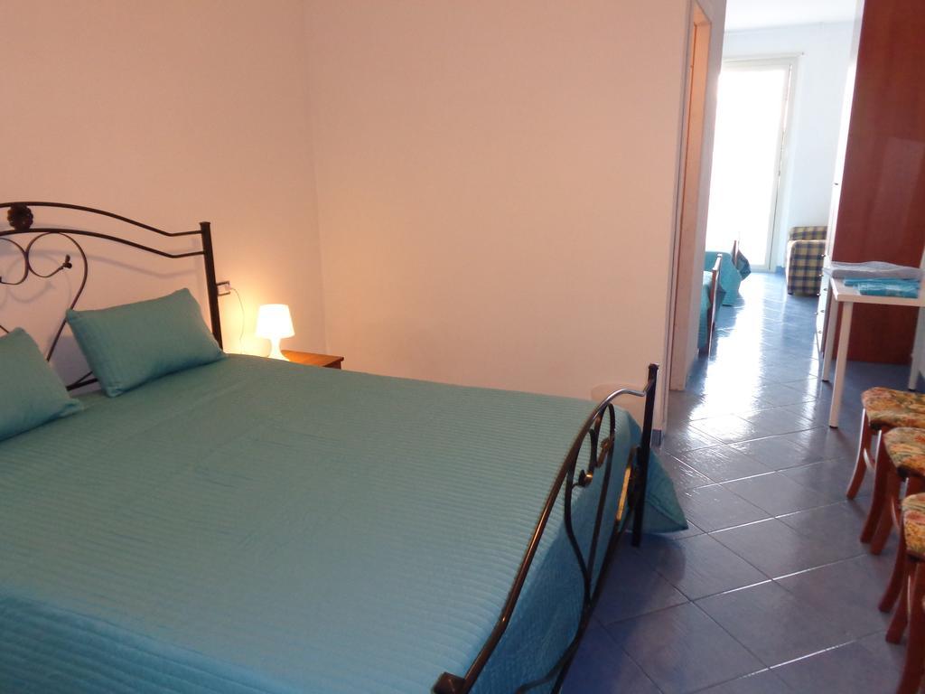 Bed and Breakfast Un Tuffo Alla Scala Dei Turchi à Realmonte Chambre photo